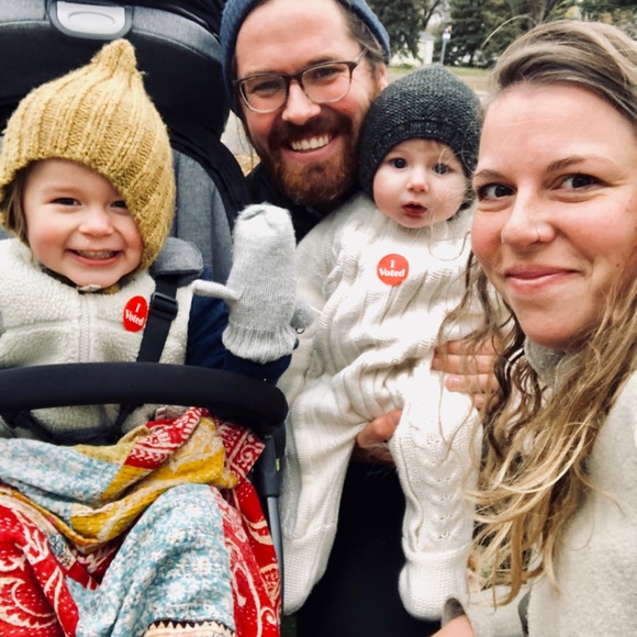 Meet your Posher, Jennifer - Picture 4 of 5